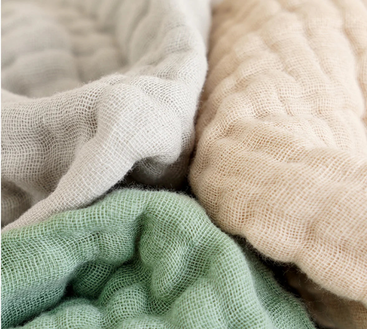 Nova & Kin™ Maternity Comfort Blanket